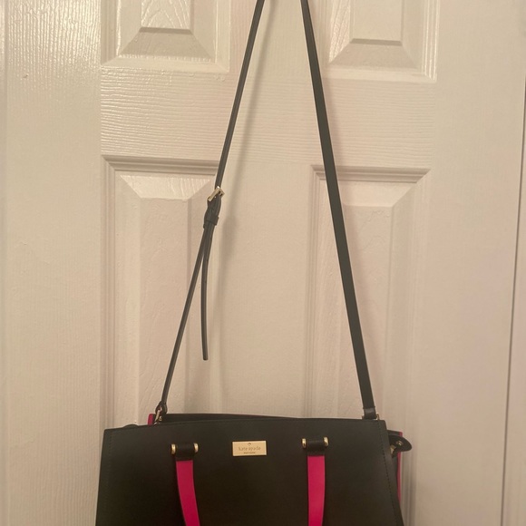 Kate Spade blank and pink accents leather purse - Picture 5 of 5